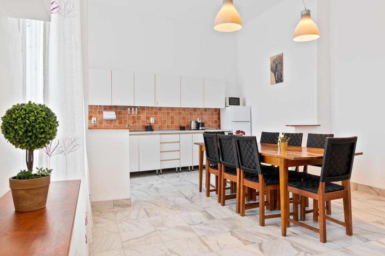 Roman Flat Oradea Exterior photo